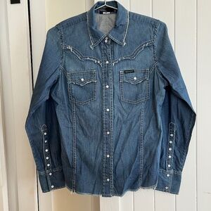 William Rast 100% cotton western style shirt - ladies size L